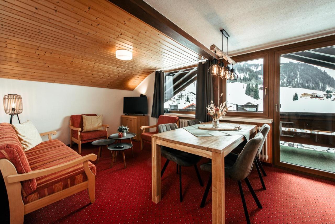 Haus Keti Apartamento Riezlern
